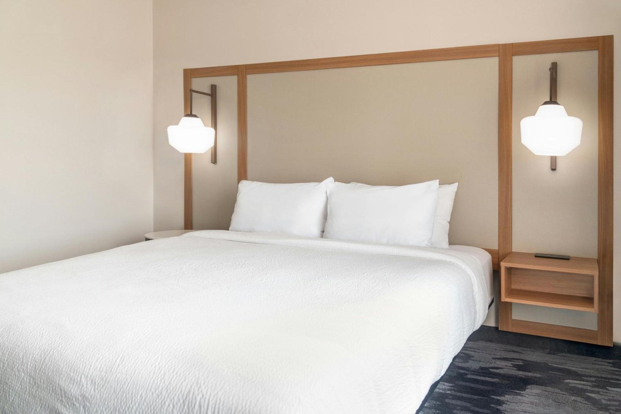 Fairfield By Marriott Inn & Suites Kansas City At The Legends Exterior foto